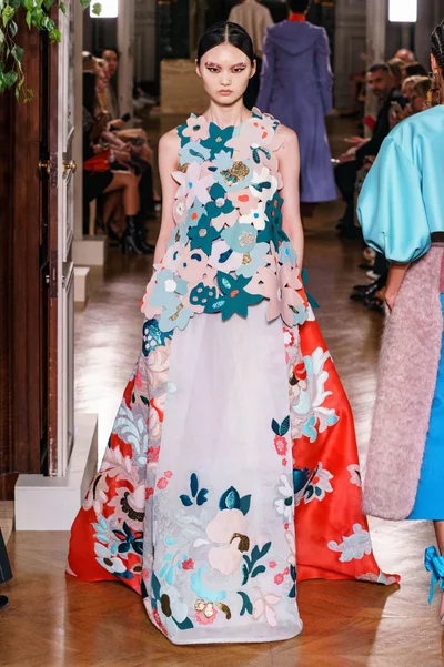 Look 30